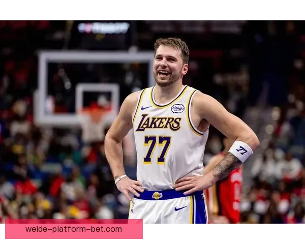 20日NBA前瞻湖人冲击八连胜莱昂纳德再战鹈鹕能否实现复仇 20日NBA前瞻湖人冲击八连胜莱昂纳德再战鹈鹕能否实现复仇